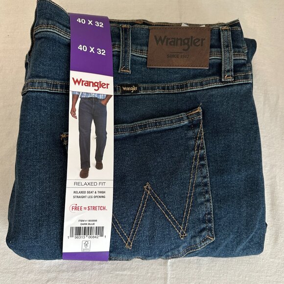 Wrangler Men's Jeans Size 40 X 32 Dark Blue Free To Stretch Relax Fit Casual NEW - Picture 1 of 16